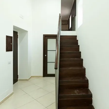 Visitoledo House