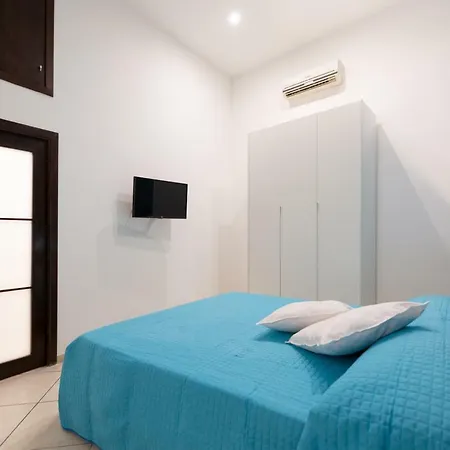 Visitoledo House * Naples